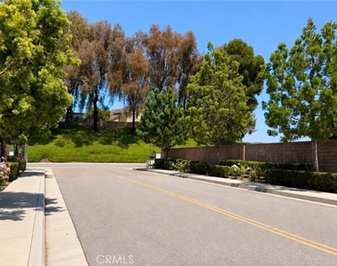 130 Greenleaf Drive - Photo Thumbnail 36