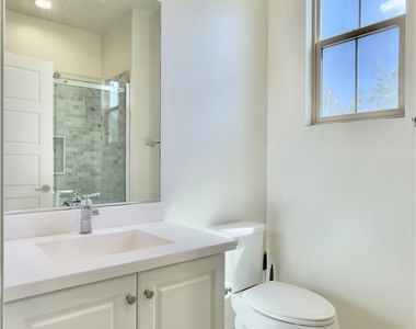 130 Greenleaf Drive - Photo Thumbnail 21