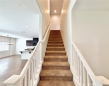 24242 Hazelnut Avenue - Photo Thumbnail 14