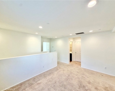 24242 Hazelnut Avenue - Photo Thumbnail 16