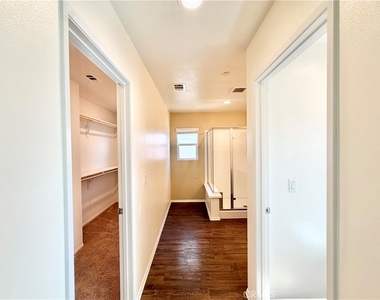 24242 Hazelnut Avenue - Photo Thumbnail 26