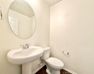 24242 Hazelnut Avenue - Photo Thumbnail 12