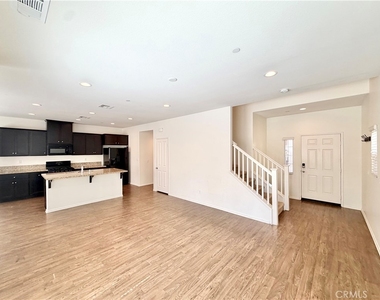 24242 Hazelnut Avenue - Photo Thumbnail 5