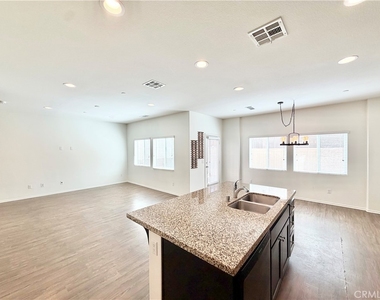 24242 Hazelnut Avenue - Photo Thumbnail 9