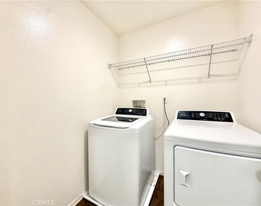 24242 Hazelnut Avenue - Photo Thumbnail 17