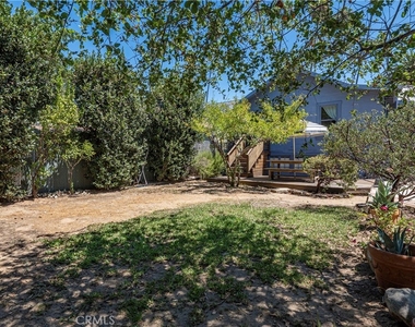5123 Townsend Avenue - Photo Thumbnail 37