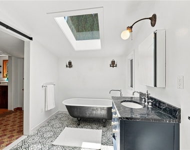 5123 Townsend Avenue - Photo Thumbnail 33