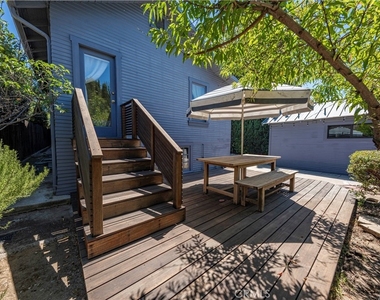 5123 Townsend Avenue - Photo Thumbnail 35