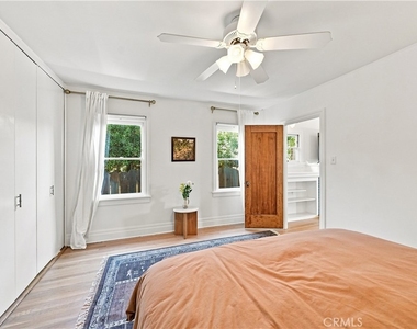 5123 Townsend Avenue - Photo Thumbnail 25