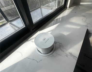 412 N Kenwood Street - Photo Thumbnail 14