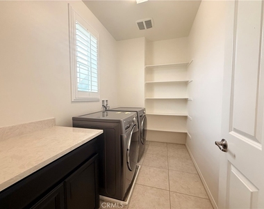 28375 Camino Del Arte Dr - Photo Thumbnail 11