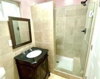 6743 Tujunga Avenue - Photo Thumbnail 9