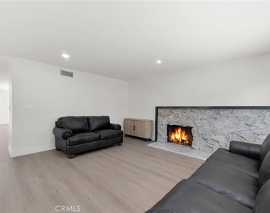9425 Mclennan Avenue - Photo Thumbnail 7