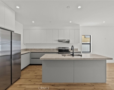 5751 Vista Del Monte - Photo Thumbnail 10