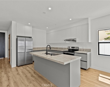 5751 Vista Del Monte - Photo Thumbnail 9