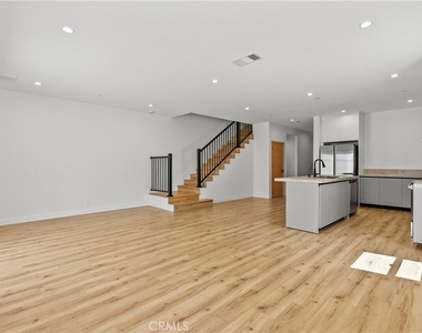 5751 Vista Del Monte - Photo Thumbnail 8