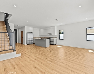 5751 Vista Del Monte - Photo Thumbnail 6