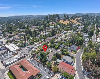 21701 Costanso Street - Photo Thumbnail 32