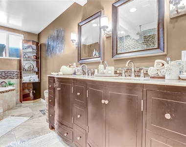 21701 Costanso Street - Photo Thumbnail 17