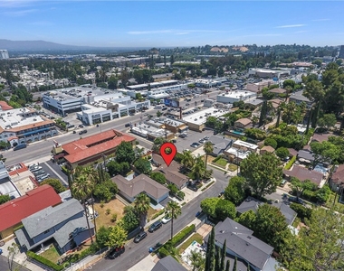 21701 Costanso Street - Photo Thumbnail 31