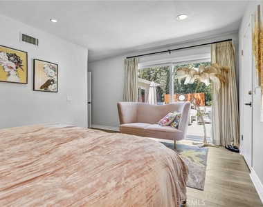 21701 Costanso Street - Photo Thumbnail 16