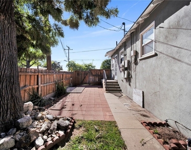 240 N Shamrock - Photo Thumbnail 15