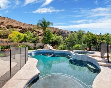 29006 Capri Court - Photo Thumbnail 8