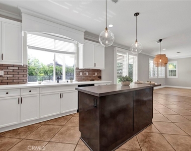 29006 Capri Court - Photo Thumbnail 13
