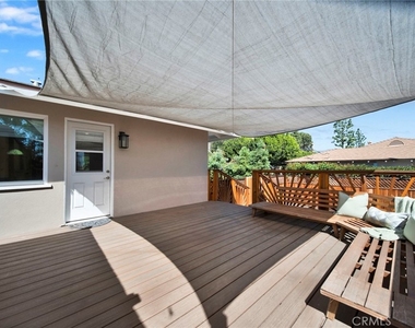90 W Highland Avenue - Photo Thumbnail 15