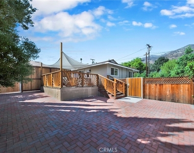 90 W Highland Avenue - Photo Thumbnail 16