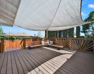 90 W Highland Avenue - Photo Thumbnail 14
