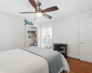 320 Hermosa - Photo Thumbnail 11