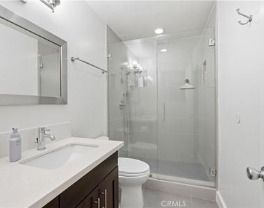 320 Hermosa - Photo Thumbnail 4