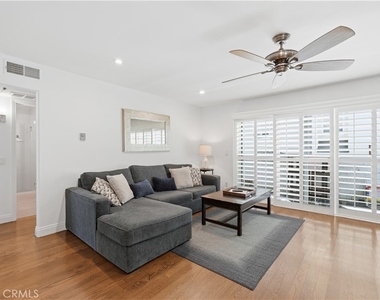320 Hermosa - Photo Thumbnail 7