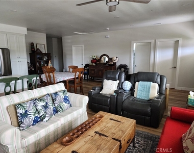 107 N Poe - Photo Thumbnail 3