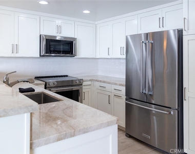 3121 W Coast - Photo Thumbnail 12