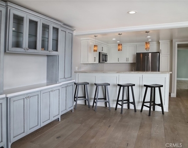 3121 W Coast - Photo Thumbnail 5