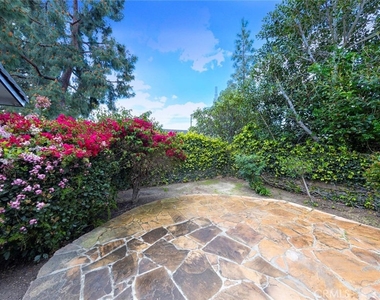 1652 N Pala Place - Photo Thumbnail 23