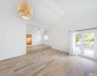 1652 N Pala Place - Photo Thumbnail 13