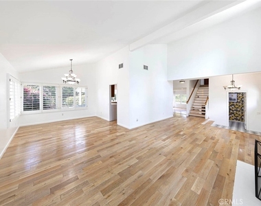 1652 N Pala Place - Photo Thumbnail 6