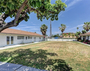 2018 E La Palma Avenue - Photo Thumbnail 2