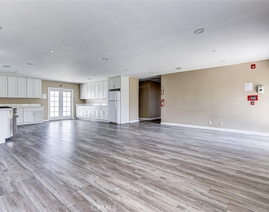 2018 E La Palma Avenue - Photo Thumbnail 12