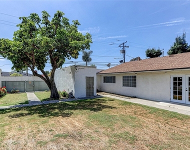 2018 E La Palma Avenue - Photo Thumbnail 3