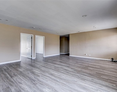 2018 E La Palma Avenue - Photo Thumbnail 20