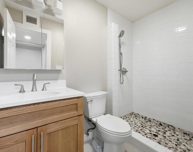 1550 Seacoast Drive - Photo Thumbnail 15