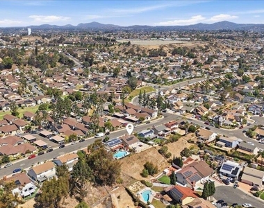 6859 Paris Way - Photo Thumbnail 30