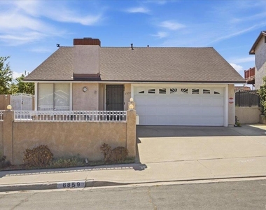 6859 Paris Way - Photo Thumbnail 23