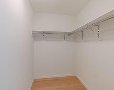 889 Francisco Street - Photo Thumbnail 34