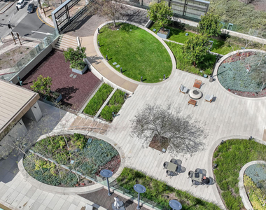 889 Francisco Street - Photo Thumbnail 51