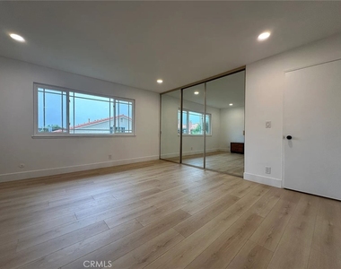 14791 Mayten Avenue - Photo Thumbnail 8